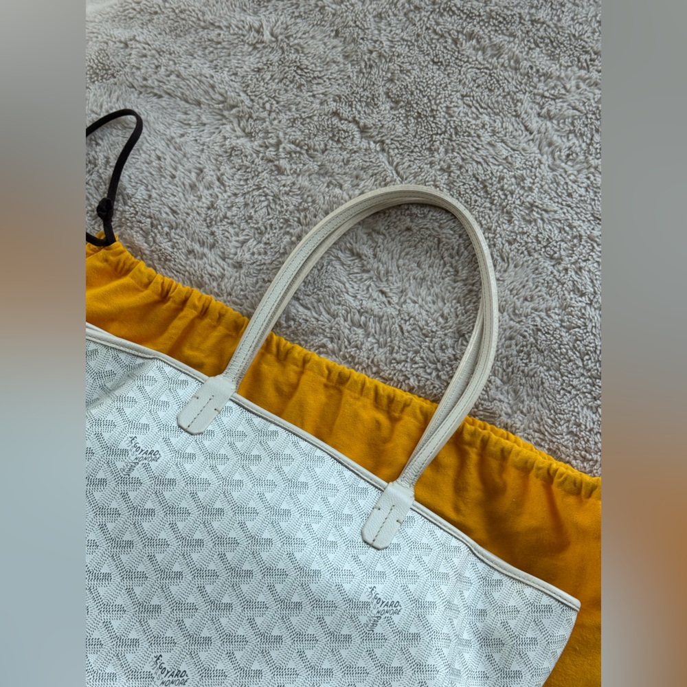 Goyard White/Off-White St. Louis PM Tote - Picture 14 of 16